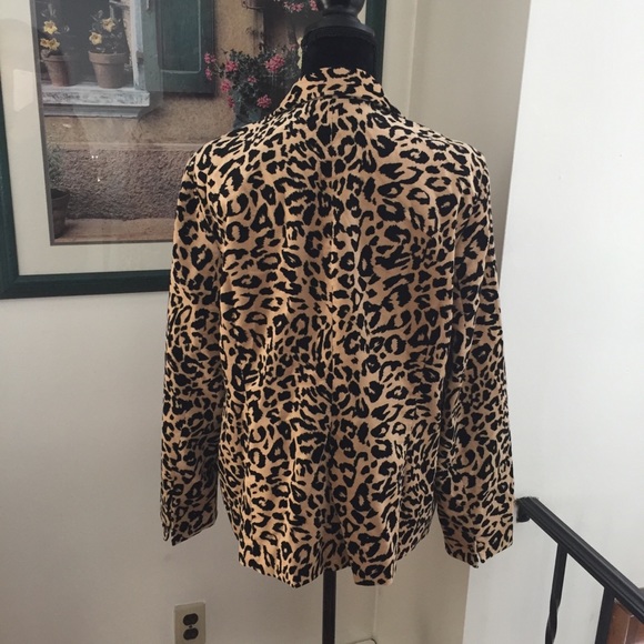 Chico’s Women’s Leopard Velveteen Jacket Size 3 - Picture 5 of 6